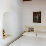 Zeus House Nyaraló