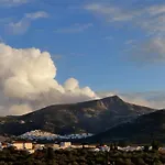 Nyaraló Zeus House